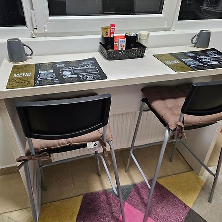 Roşu Luxury 1 Bedroom Apartment מראה חיצוני תמונה