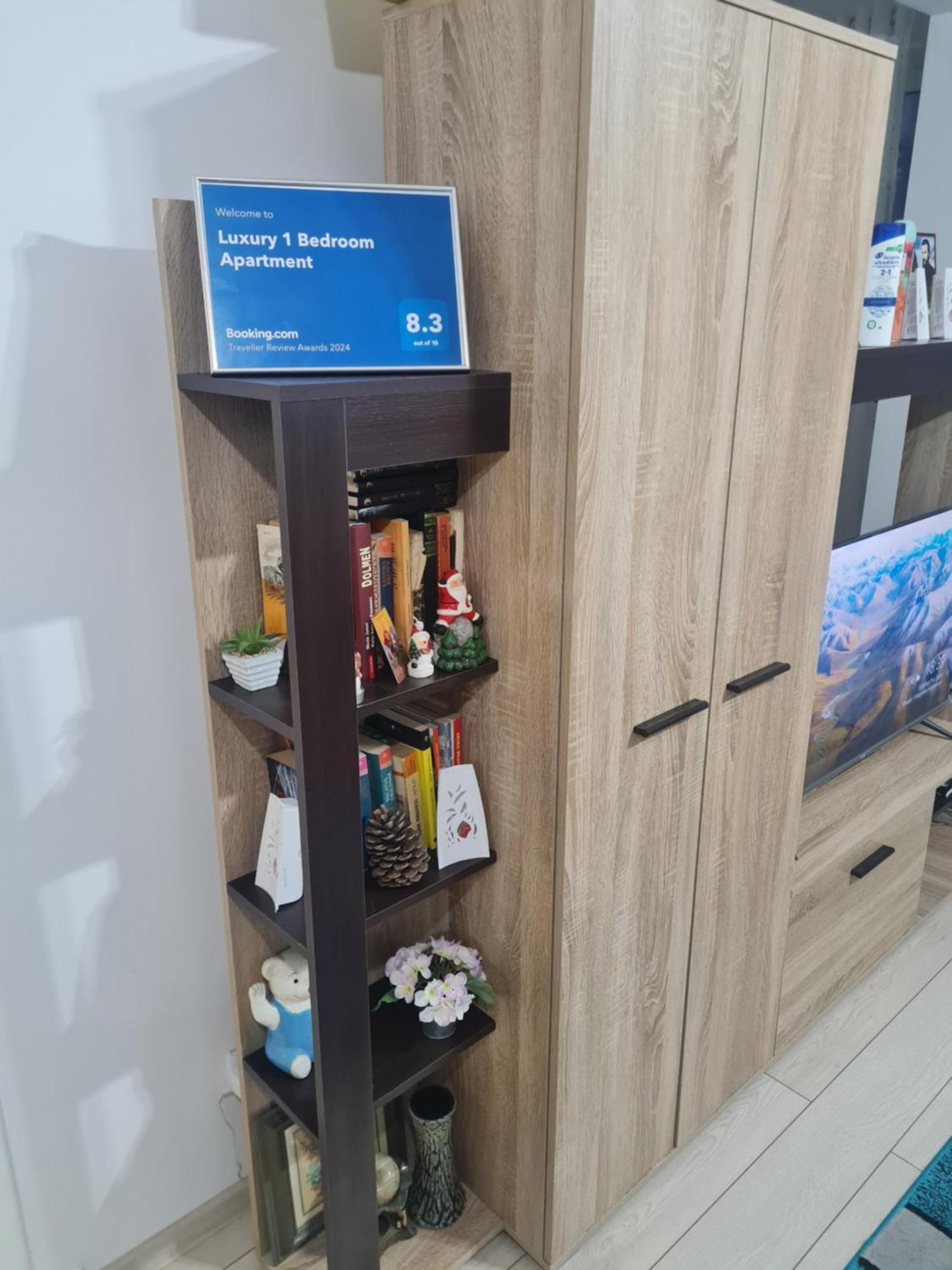 Roşu Luxury 1 Bedroom Apartment מראה חיצוני תמונה